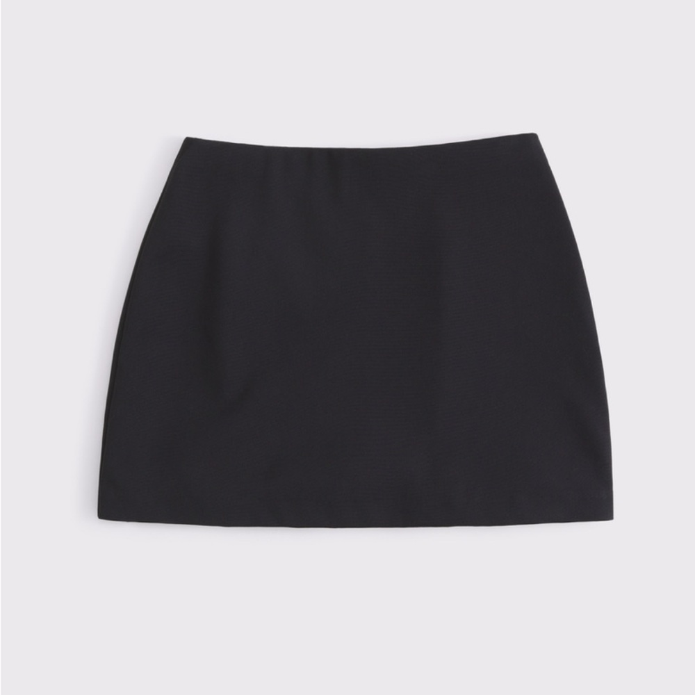 A&F Scarlett Suiting Mini Skort